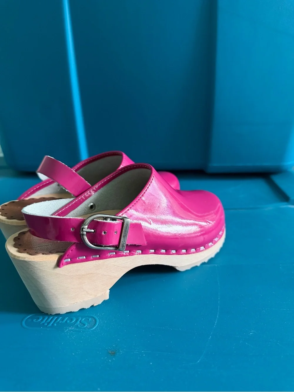 Hanna Andersson Pink Patent Swedish Wood Clogs Girls EU 31 NEW